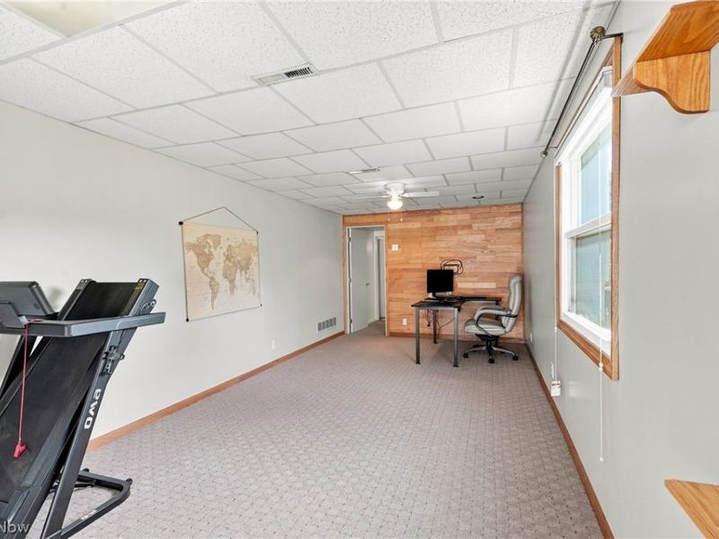741 E Market Street, Cadiz, OH 43907 Photo 37