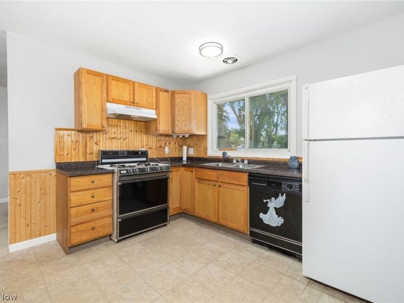 350 Highland Drive, Medina, OH 44256 Photo 3