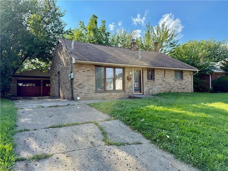 1201 Benskin Avenue SW, Canton, OH 44710 Photo 2