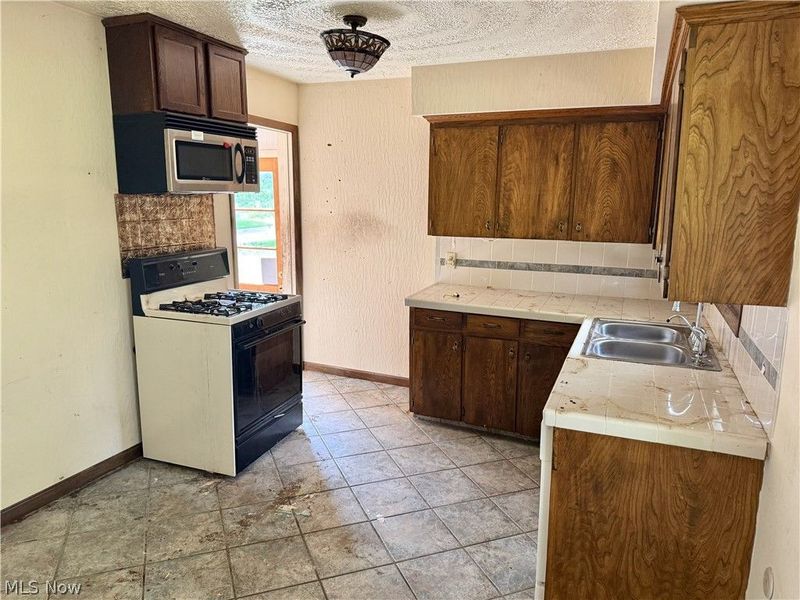 1201 Benskin Avenue SW, Canton, OH 44710 Photo 29