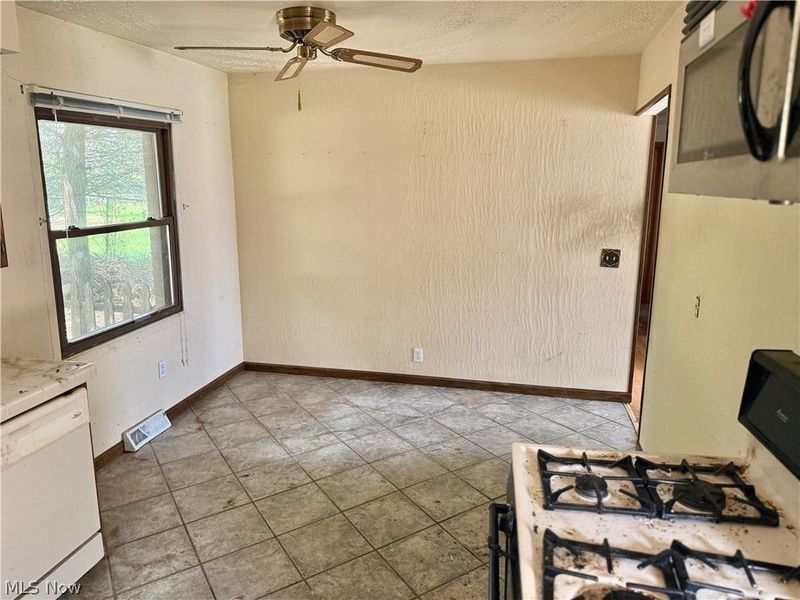 1201 Benskin Avenue SW, Canton, OH 44710 Photo 31