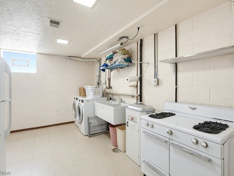 4405 Chestnut Road, Independence, OH 44131 Photo 30