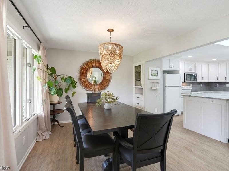 4405 Chestnut Road, Independence, OH 44131 Photo 4