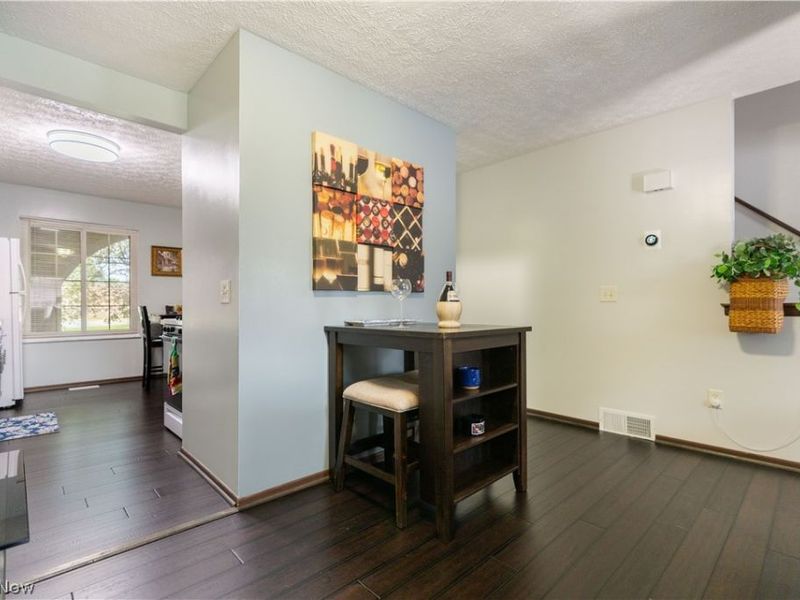 6674 Hills And Dales Road NW, Canton, OH 44708 Photo 11