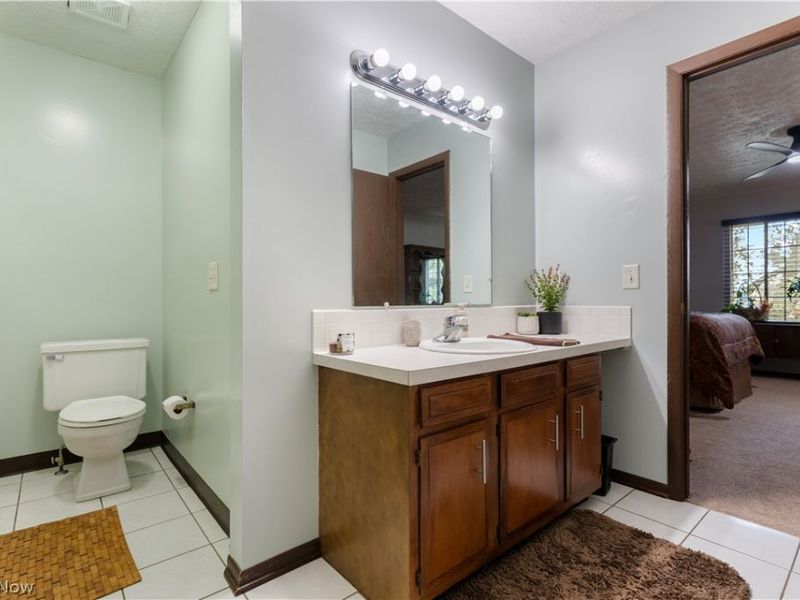 6674 Hills And Dales Road NW, Canton, OH 44708 Photo 22