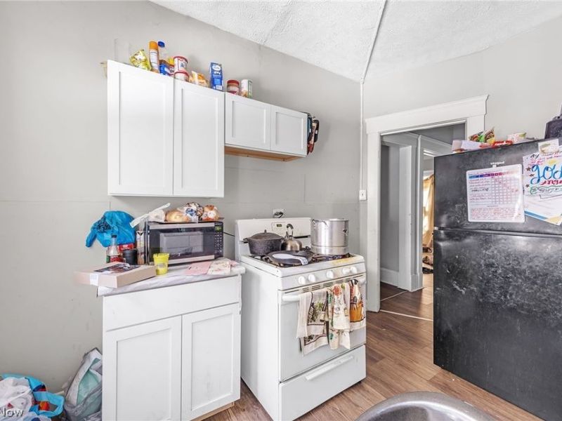 2216 E 82nd Street, Cleveland, OH 44103 Photo 22