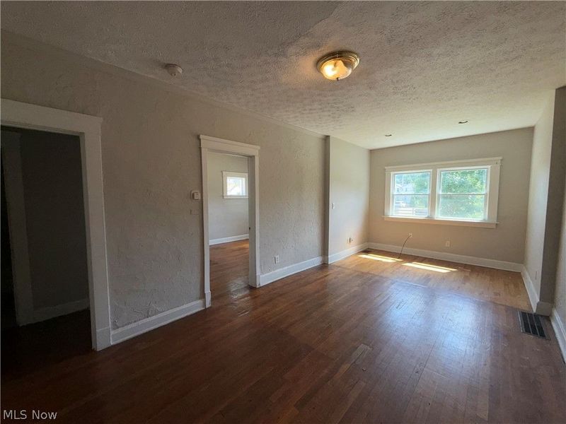 3550 Seymour Avenue, Cleveland, OH 44113 Photo 3