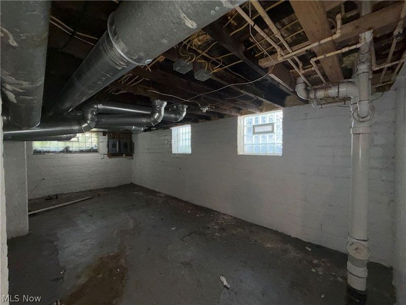 3550 Seymour Avenue, Cleveland, OH 44113 Photo 33