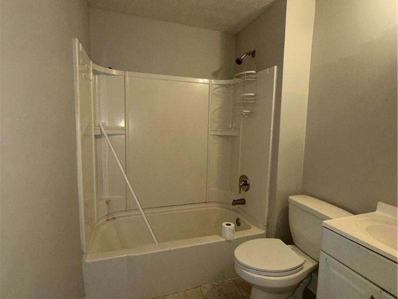 3550 Seymour Avenue, Cleveland, OH 44113 Photo 5