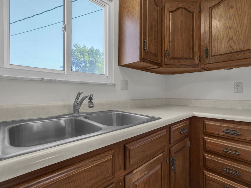 5178 Rutledge Drive N, Columbus, OH 43232 Photo 14