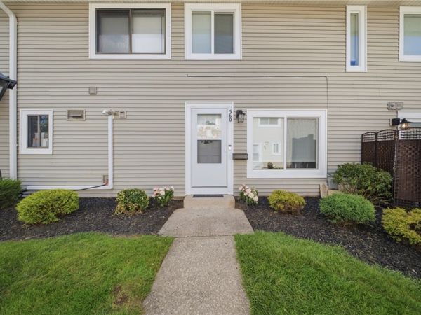 560 Eastbrooke Lane , Rochester, NY 14618