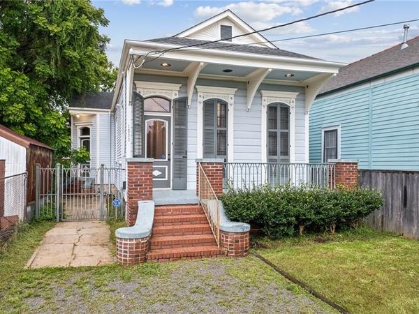 1233 N ROBERTSON Street , New Orleans, LA 70116