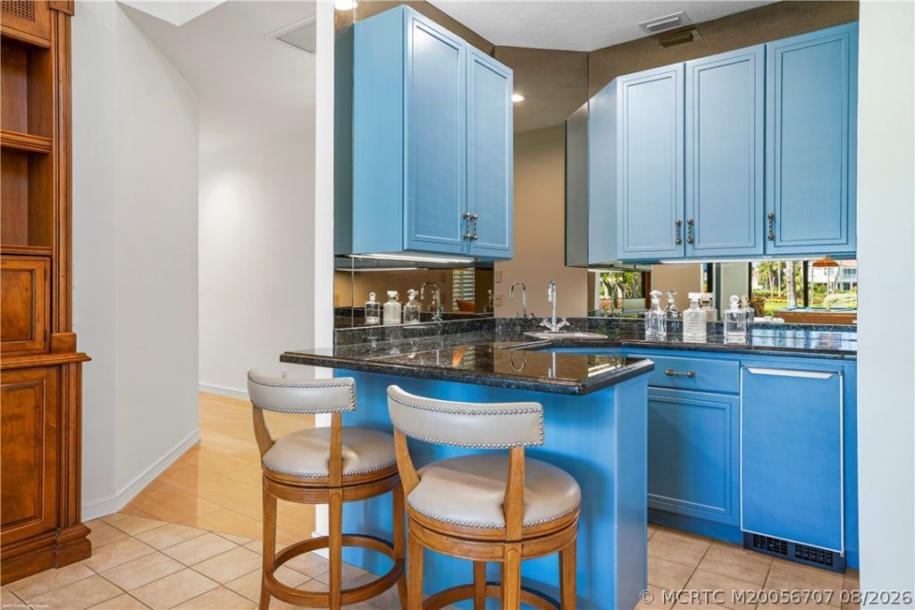 6661 SE Harbor Circle, Stuart, FL 34996 Photo
