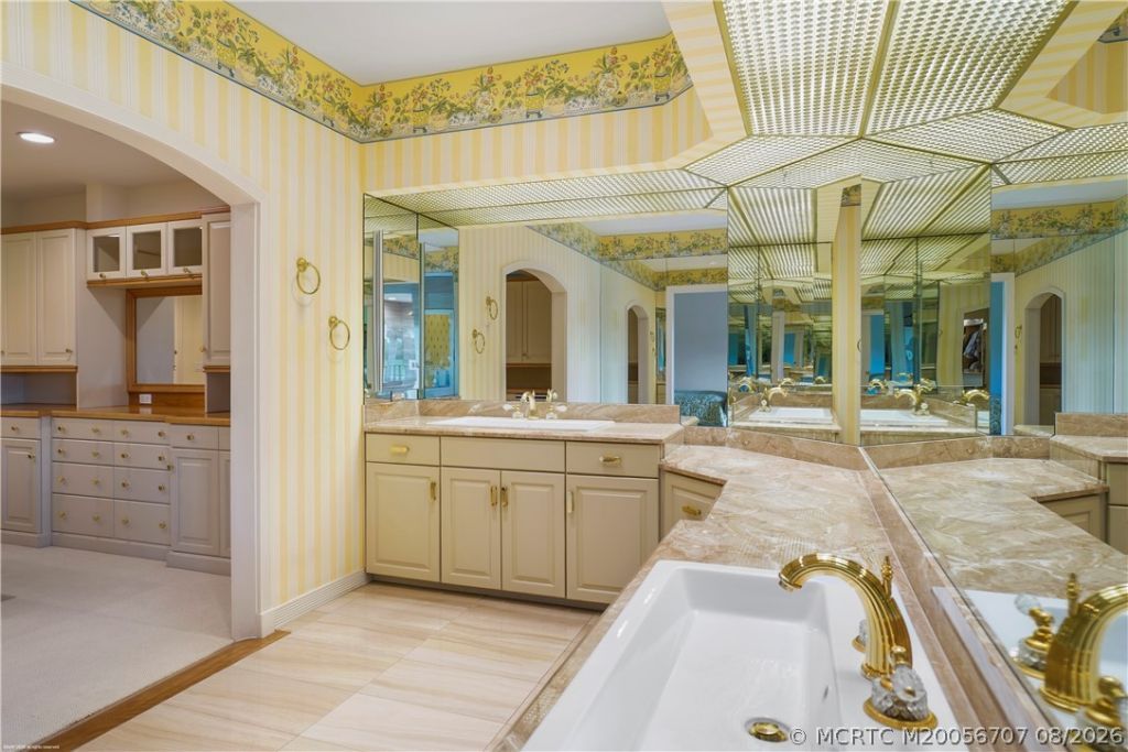 6661 SE Harbor Circle, Stuart, FL 34996 Photo