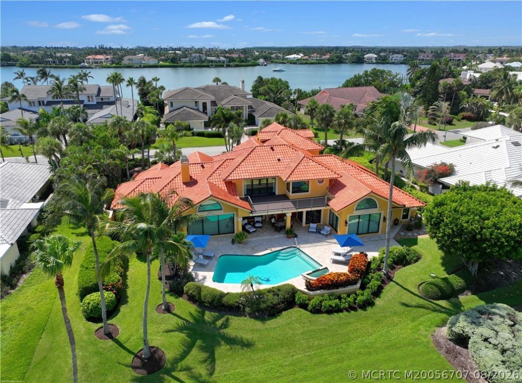 6661 SE Harbor Circle, Stuart, FL 34996 Photo