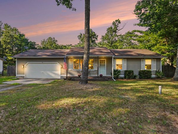 550 W Forest Park Road, Twin Lake, MI 49457