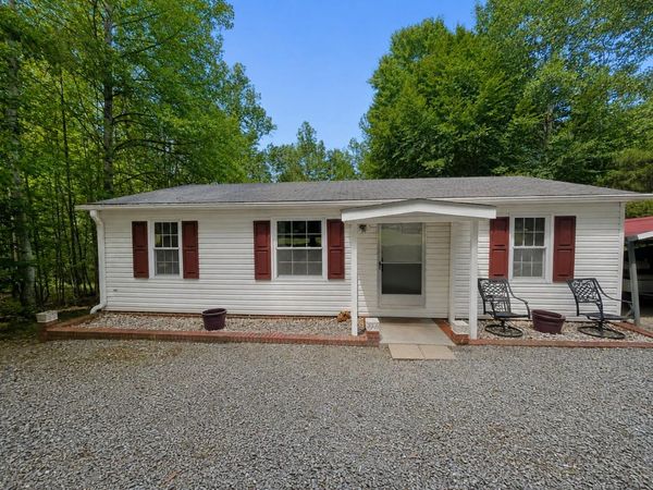 101 Dean Ridge CIR , Wirtz, VA 24184