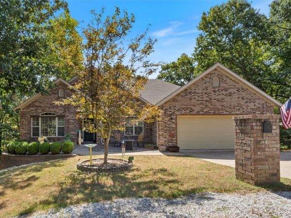 24 Boxford Drive , Bella Vista, AR 72715