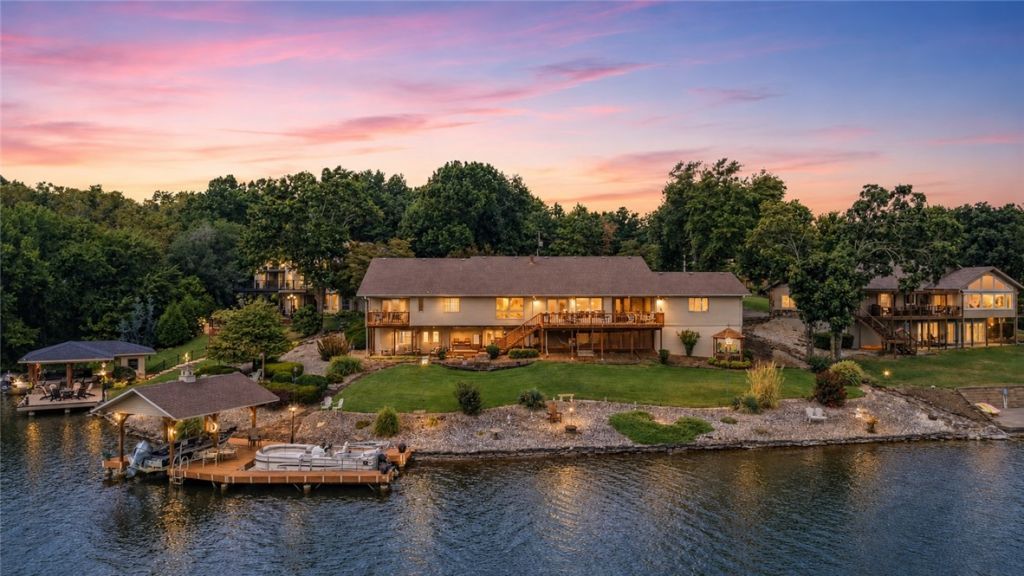 10 Lois Lane Bella Vista, AR 72715