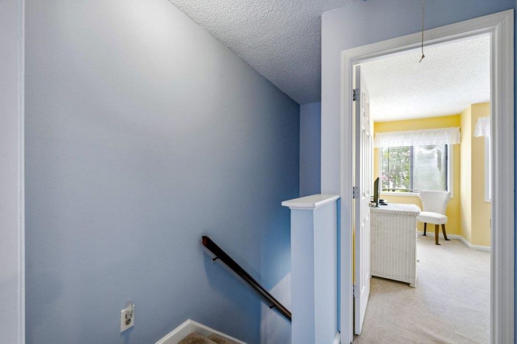 86 Shadow Moss Pl. Photo 19