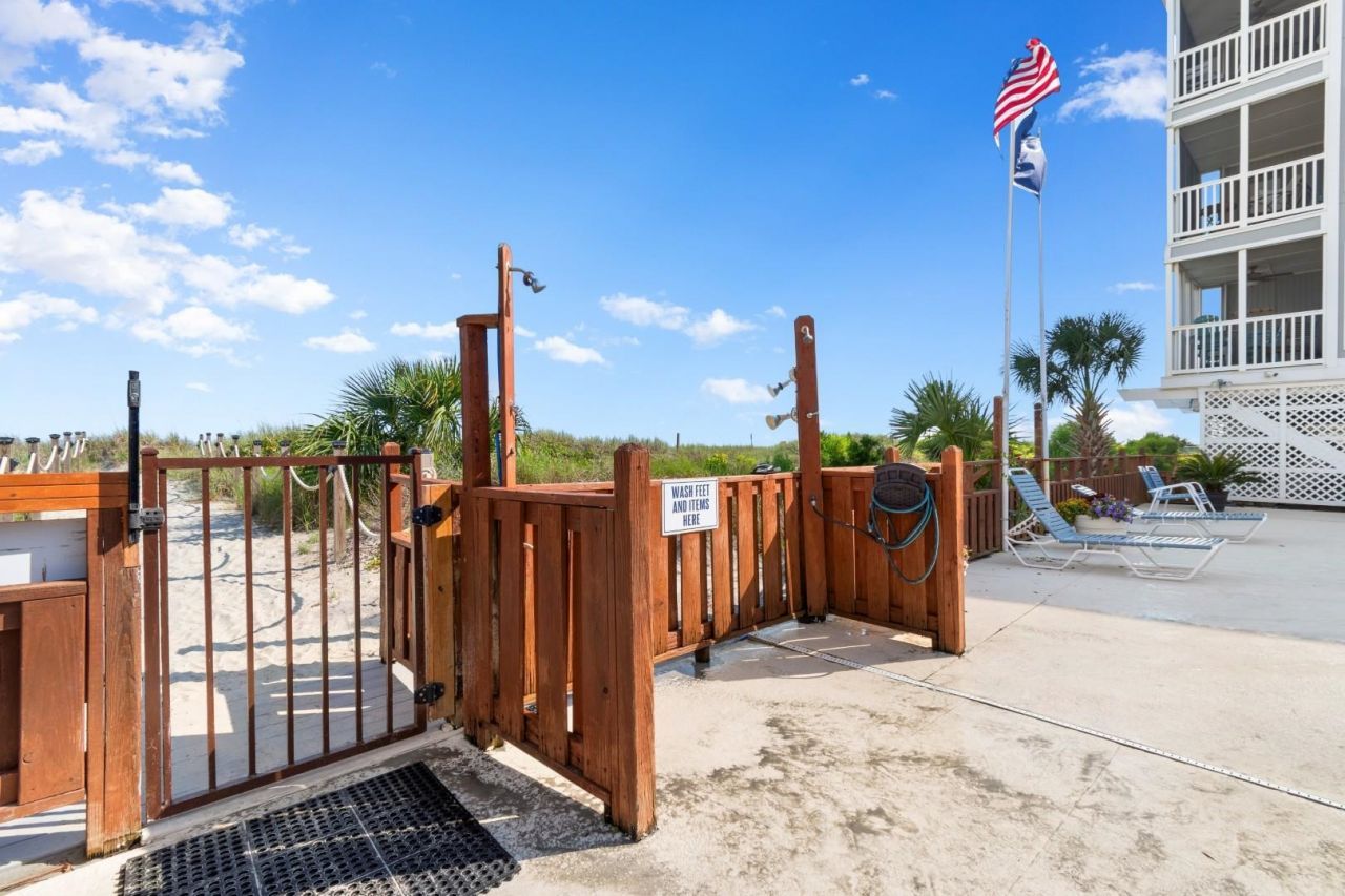 2405 S Ocean Blvd. Photo 37