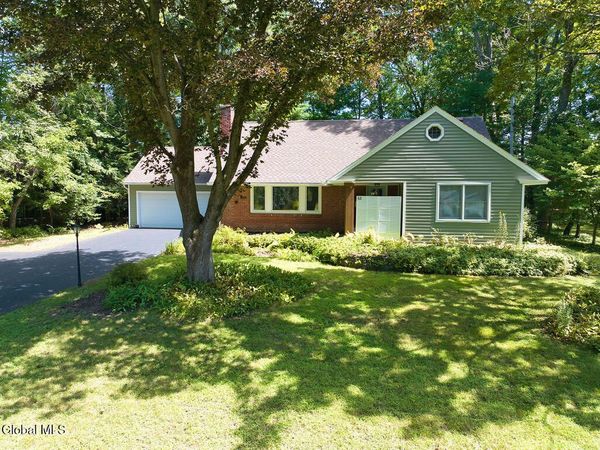 53 Lyons Avenue, Delmar, NY 12054