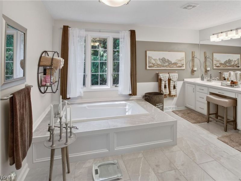126 Westchester Drive, Amherst, OH 44001 Photo 24