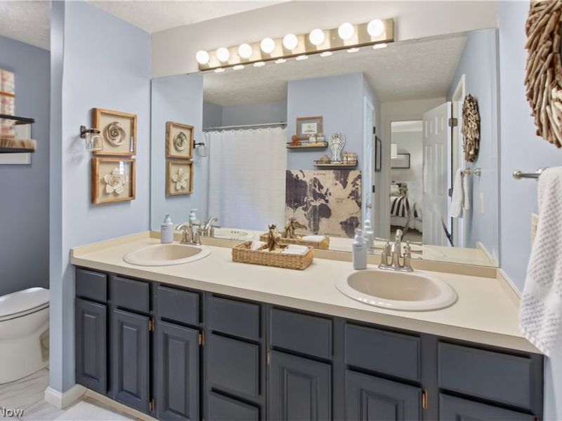 126 Westchester Drive, Amherst, OH 44001 Photo 28