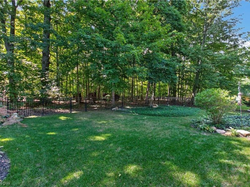 126 Westchester Drive, Amherst, OH 44001 Photo 43