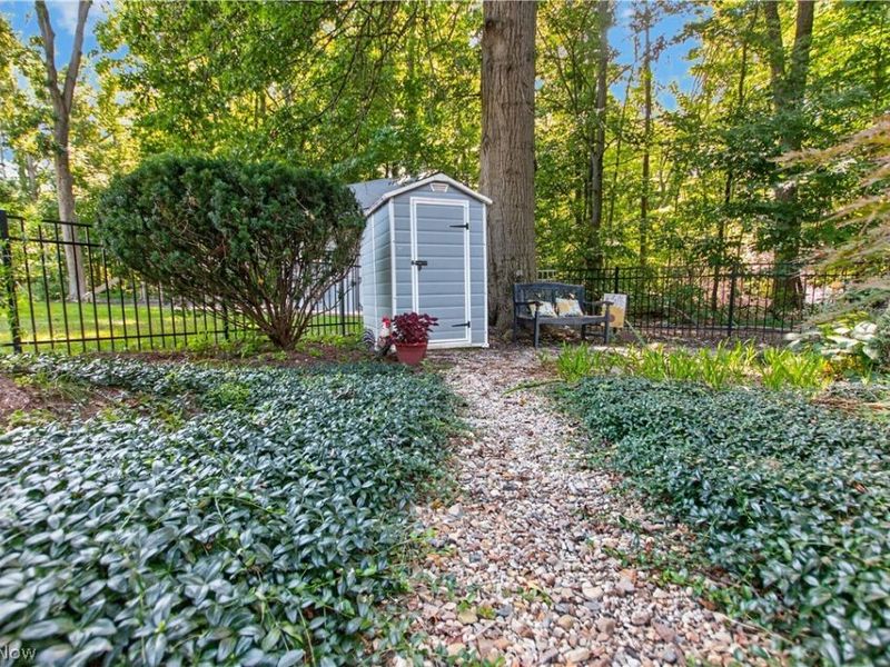 126 Westchester Drive, Amherst, OH 44001 Photo 44