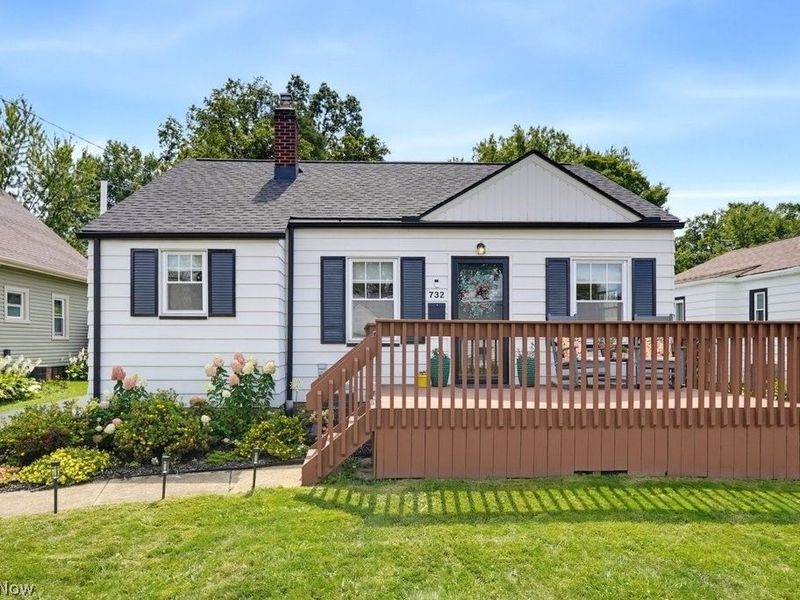 732 Washington Avenue, Cuyahoga Falls, OH 44221 Photo 1
