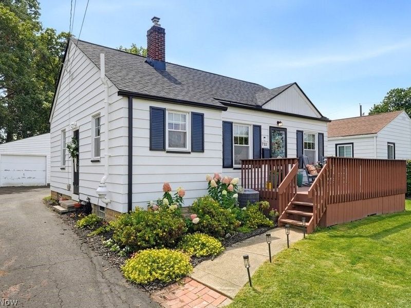 732 Washington Avenue, Cuyahoga Falls, OH 44221 Photo 2