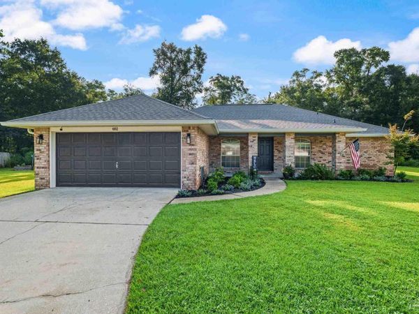4052 Buttonbush Dr, Milton, FL 32583