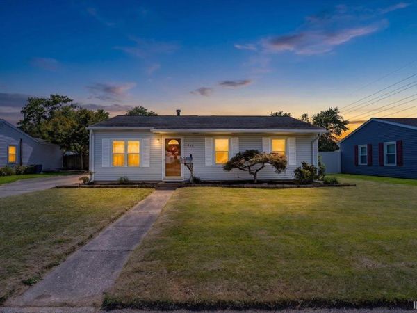 712 Lexington Road, Evansville, IN 47710