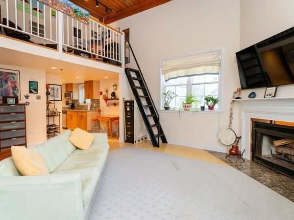 3 S Stone Mill Dr, Unit 225, Dedham, MA 02026
