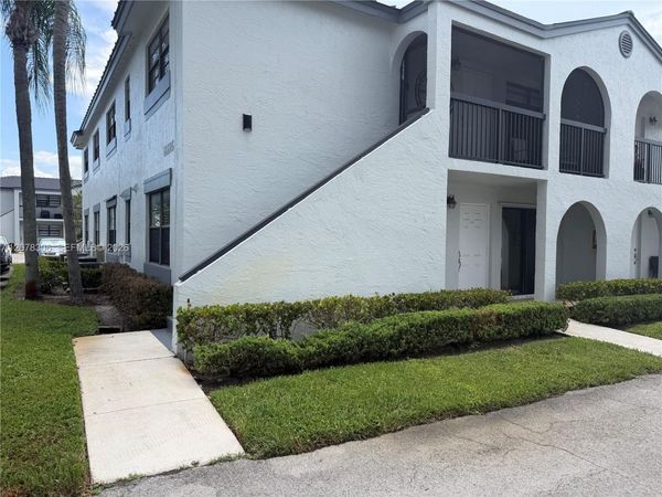 18226 S Mediterranean Blvd, Unit 3-16, Hialeah, FL 33015