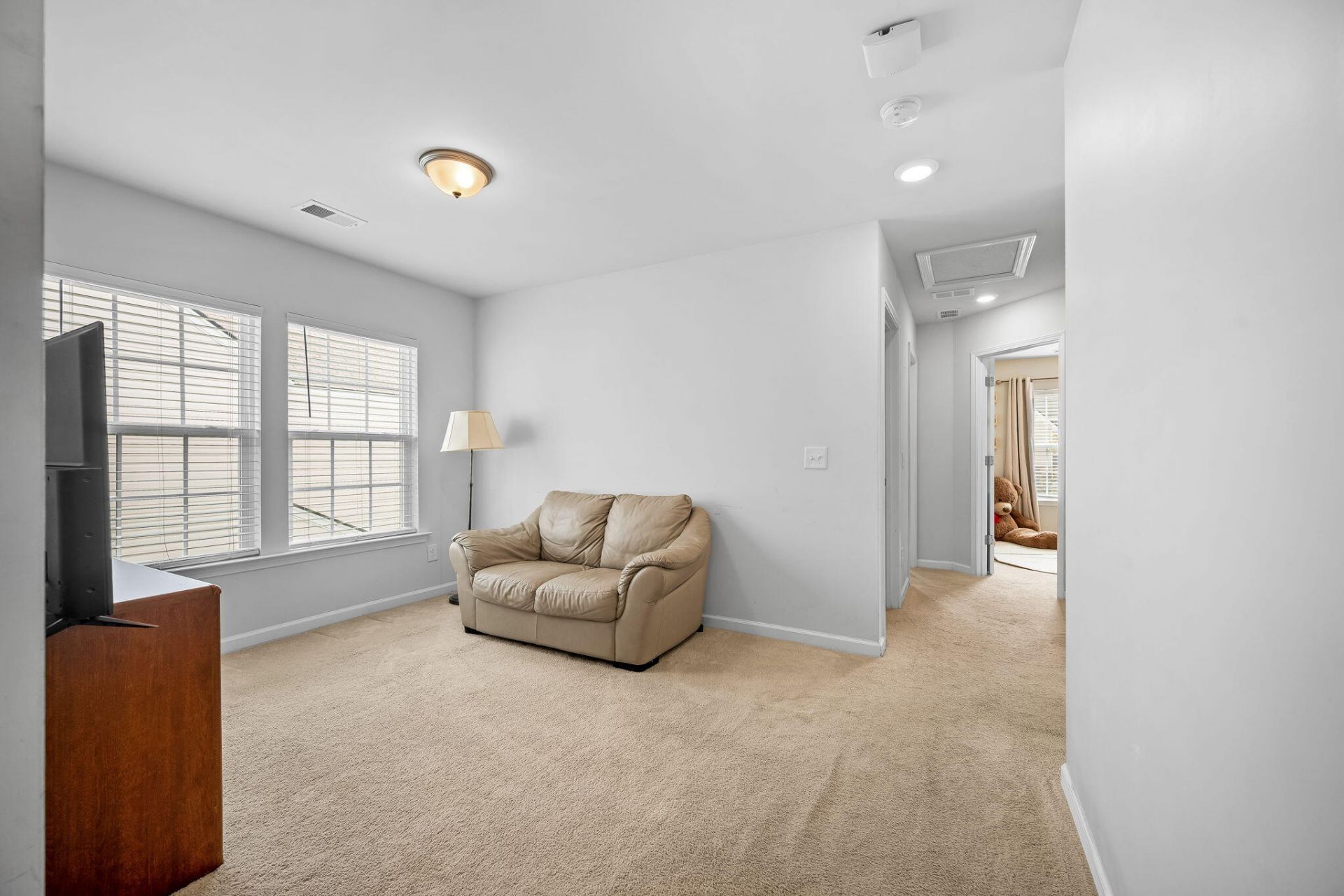 5212 American Holly Lane Photo 13