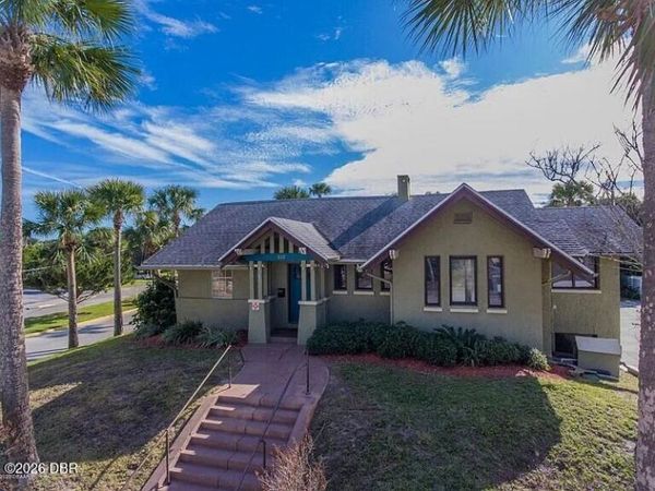 322 Silver Beach Avenue, Daytona Beach, FL 32118