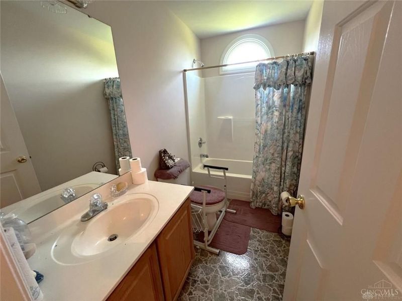 1981 N Weaver Road, Oxford, OH 45056 Photo 16