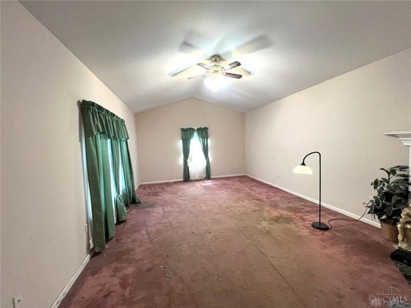 1981 N Weaver Road, Oxford, OH 45056 Photo 9
