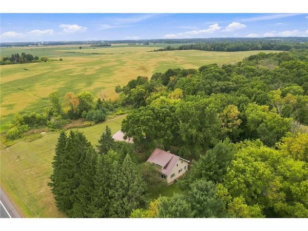2079 Wi-35, Eureka, WI 54858