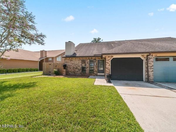 11588 FORT CAROLINE LAKES Drive, Jacksonville, FL 32225