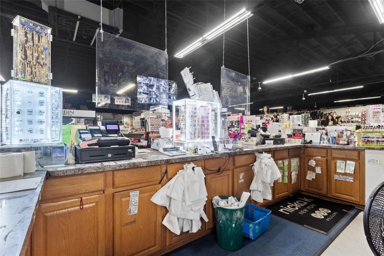 218 W Jefferson Street , Quincy, FL 32351 Photo