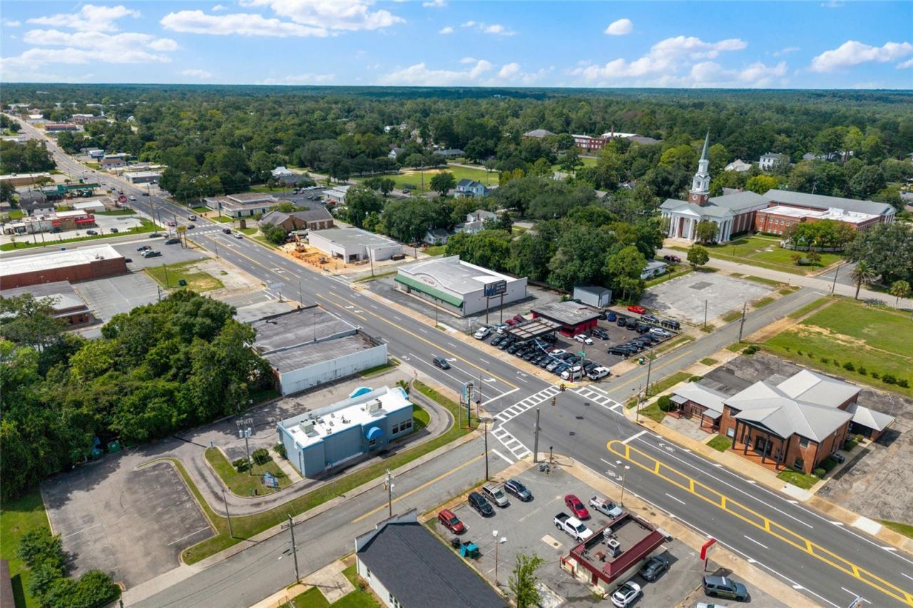 218 W Jefferson Street , Quincy, FL 32351 Photo