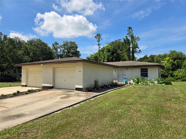 450 S HILL AVENUE , DELAND, FL 32724