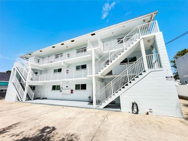 208 N HALIFAX AVENUE , DAYTONA BEACH, FL 32118