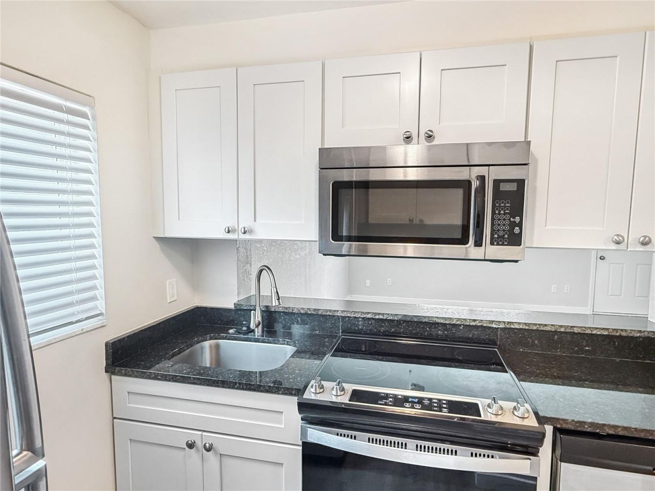 208 N Halifax Avenue , Daytona Beach, FL 32118 Photo