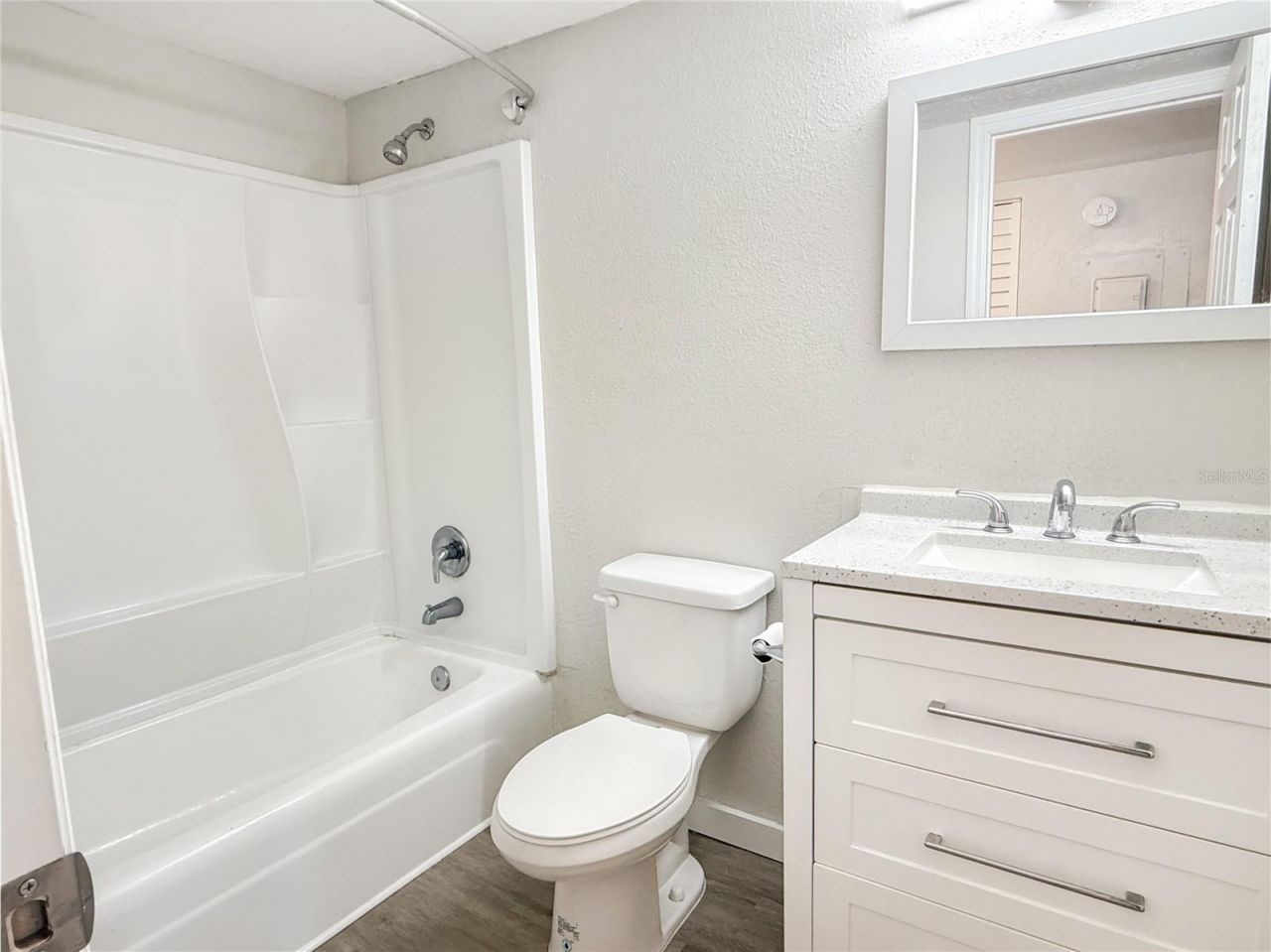208 N Halifax Avenue , Daytona Beach, FL 32118 Photo