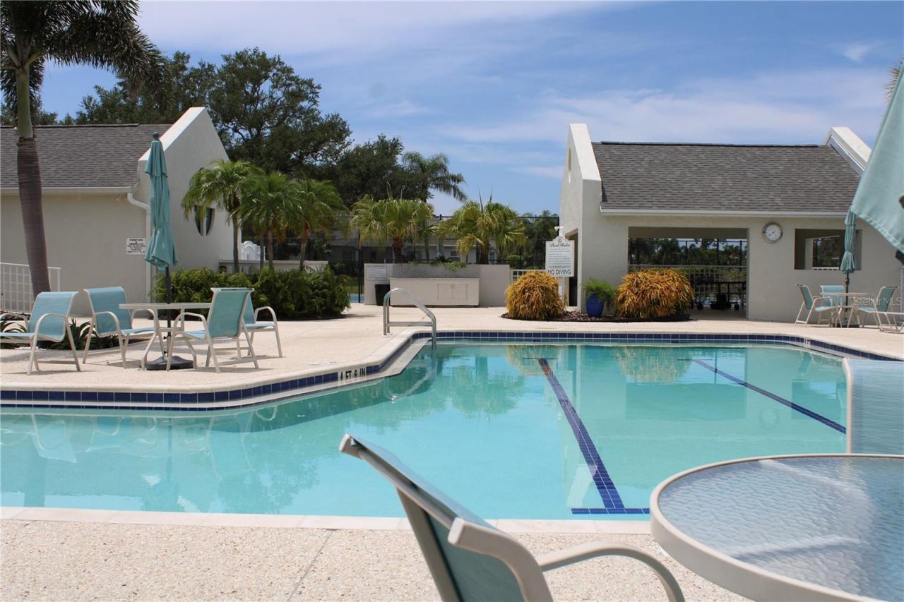327 108th Street W, Unit 327, Bradenton, FL 34209 Photo