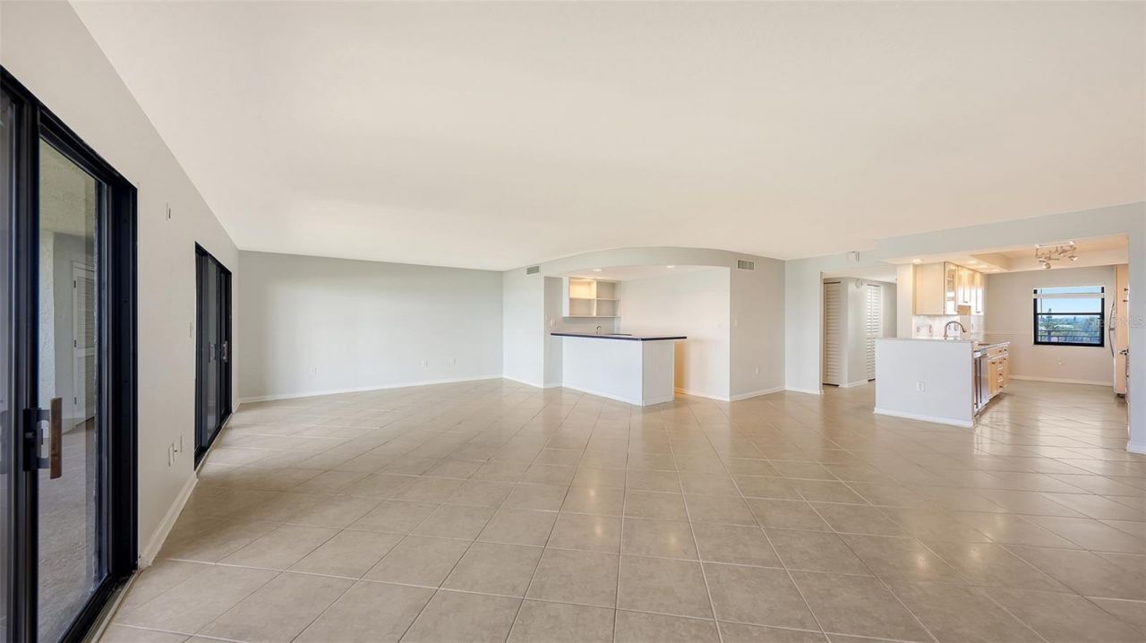 420 Beach Road, Unit 706, Sarasota, FL 34242 Photo